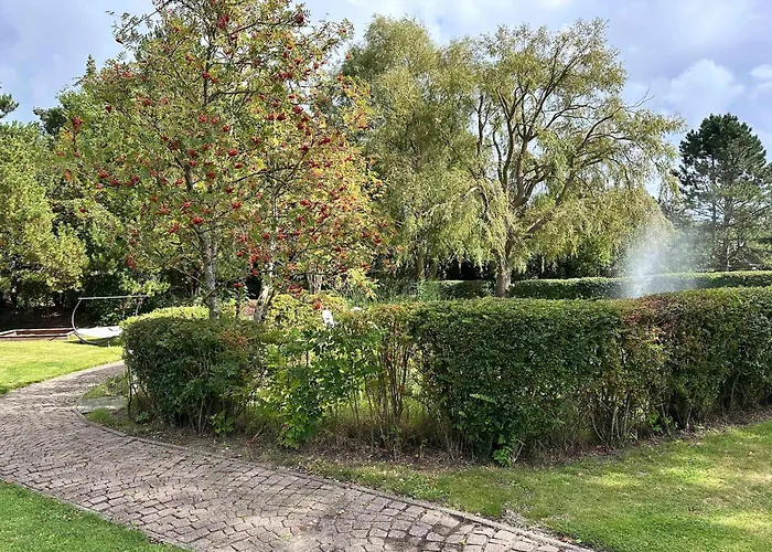 Sky & Homes Sturmmoewe I Reetdach-refugium Mit Parkgarten In Spo Lejlighed *