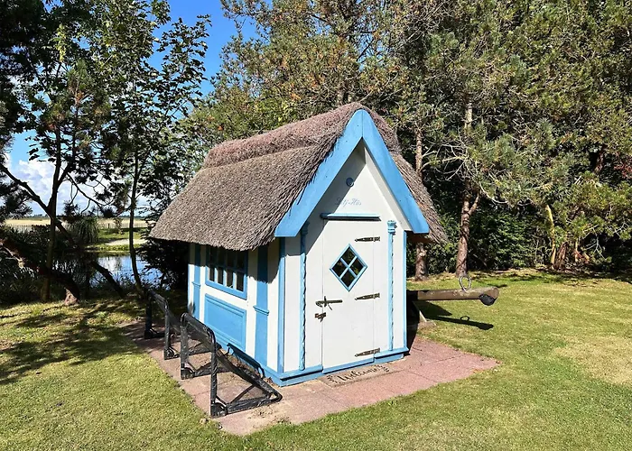 Sky & Homes Sturmmoewe I Reetdach-refugium Mit Parkgarten In Spo Sankt Peter-Ording