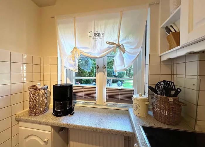 Sky & Homes Sturmmoewe I Reetdach-refugium Mit Parkgarten In Spo Lejlighed Sankt Peter-Ording