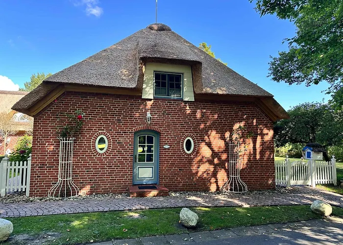 Sky & Homes Sturmmoewe I Reetdach-refugium Mit Parkgarten In Spo * Sankt Peter-Ording